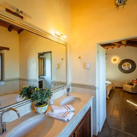 Savignola Paolina Agroturismo Greve in Chianti
